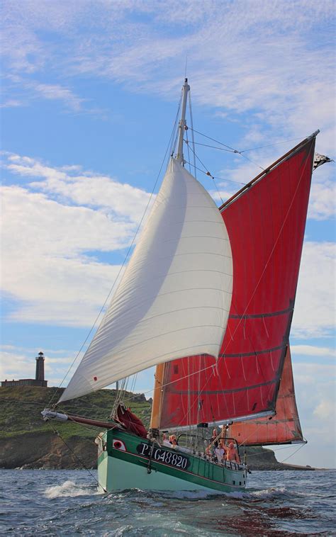 ossement sept iles|Set sail for les Sept